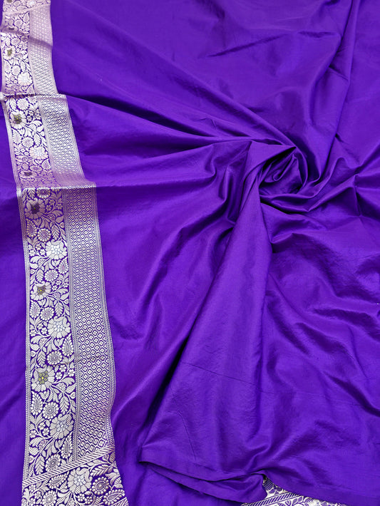Booti Masterpiece Banarasi Pure Katan Silk Saree