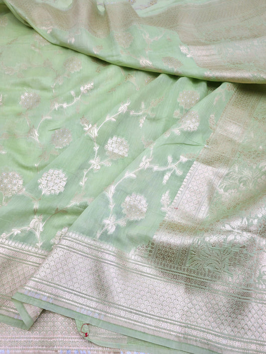 Masterpiece Banarasi Pure Mul Mul Saree