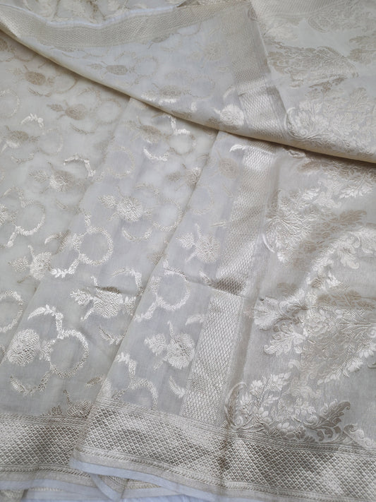 Masterpiece Banarasi Pure Mul Mul Saree