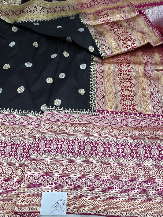 Black Handwoven Masterpiece Banarasi Pure Katan Silk Saree